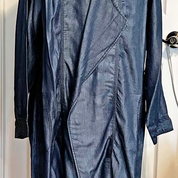 JACKET, OPEN FRONT, COLOUR: LIGHT DENIM WASH, SIZE 24, TENCEL, LONG SLEEVES, POC - Picture 2 of 15